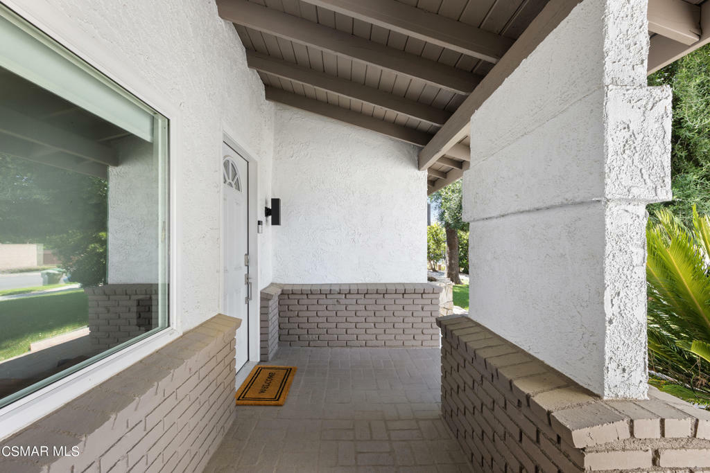 Property Photo:  10122 Jovita Avenue  CA 91311 