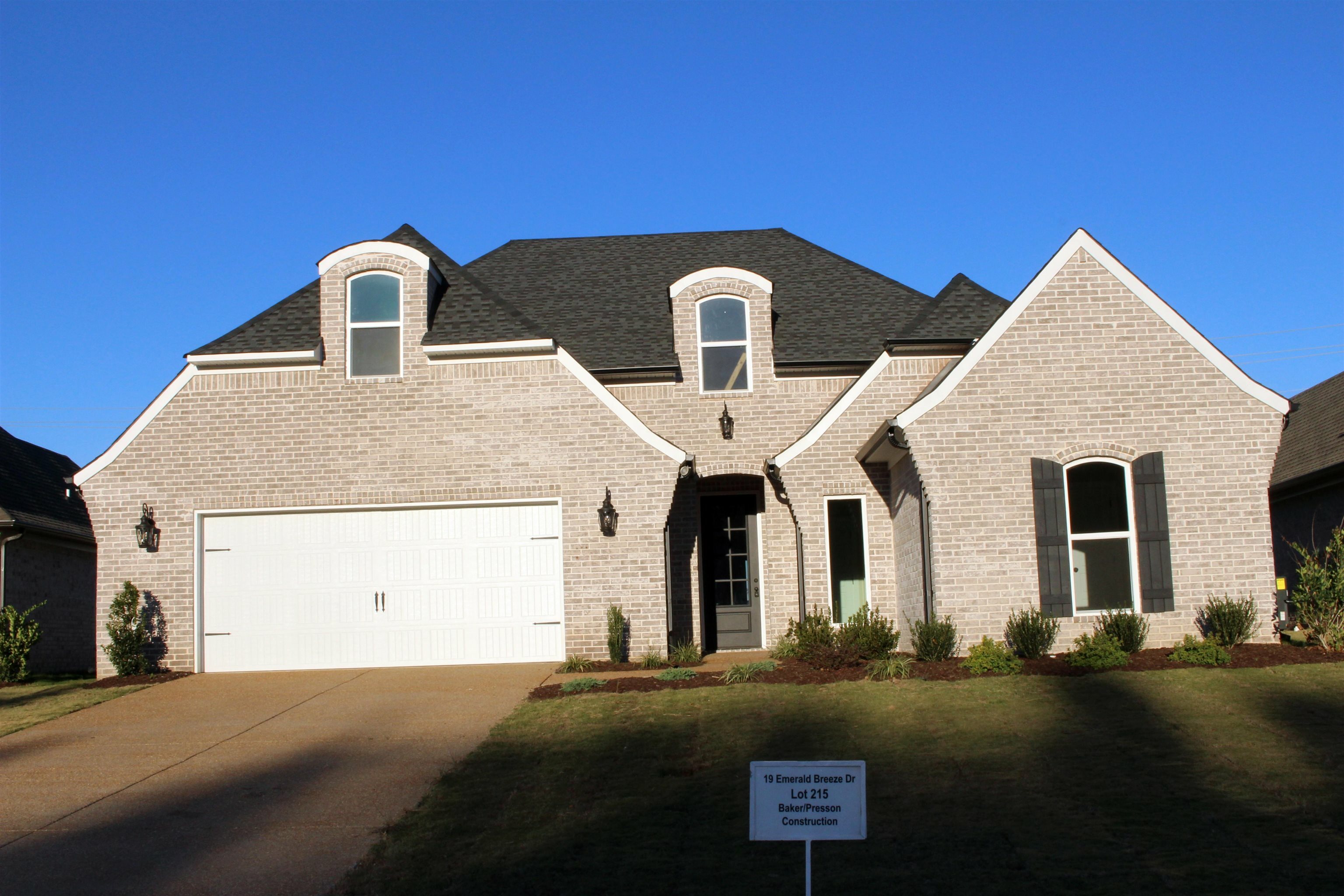 Property Photo:  19 Emerald Breeze Drive  TN 38305 