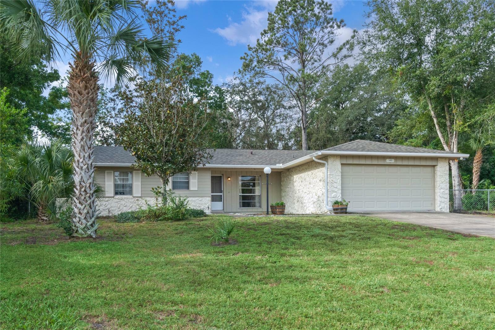 Property Photo:  1403 Sparrow Street  FL 32750 