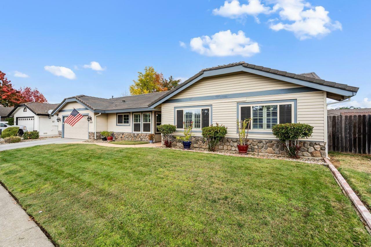 Property Photo: 757 Alta Vista Court CA 95632
