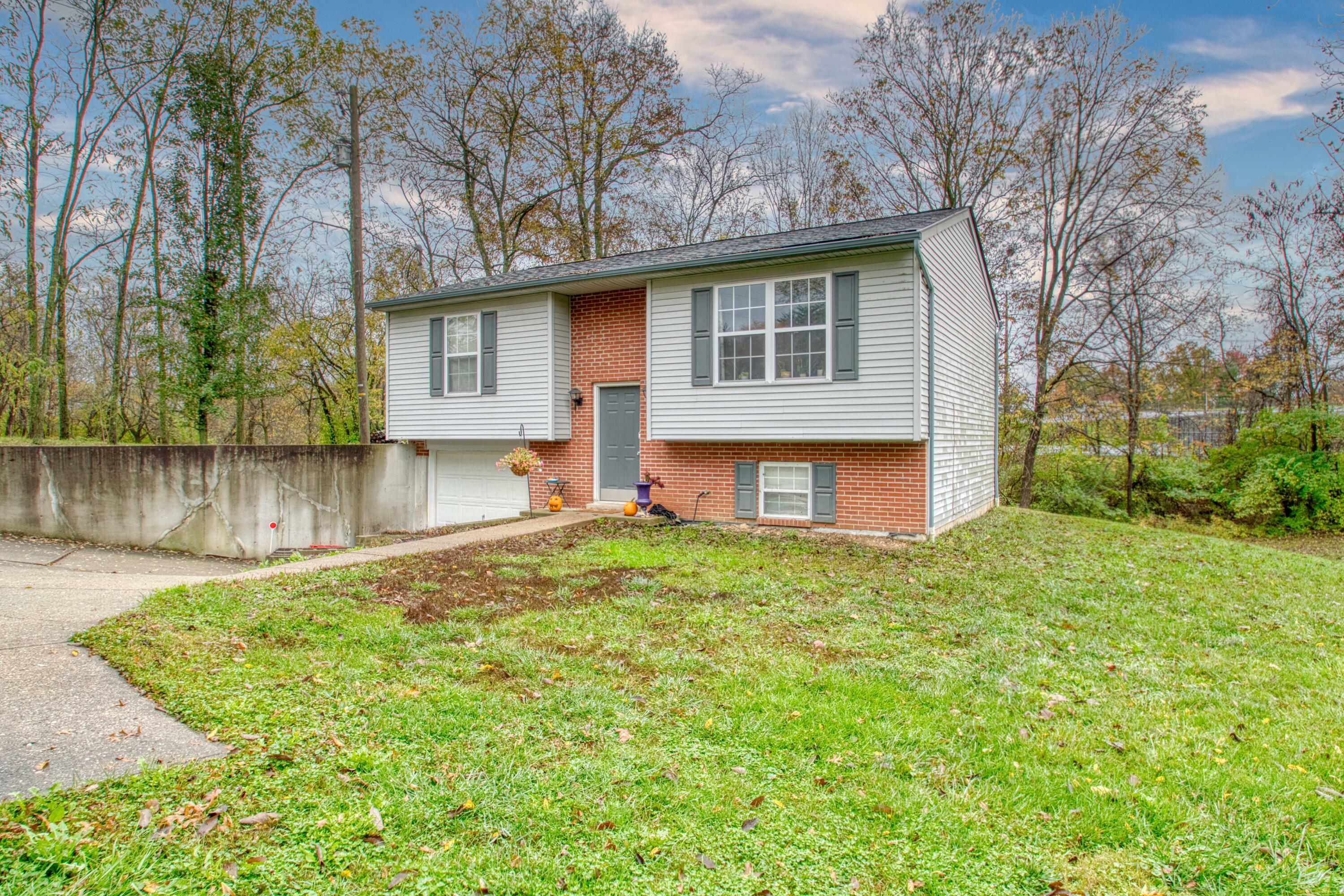 Property Photo:  427 Ridgeview Drive  KY 41018 