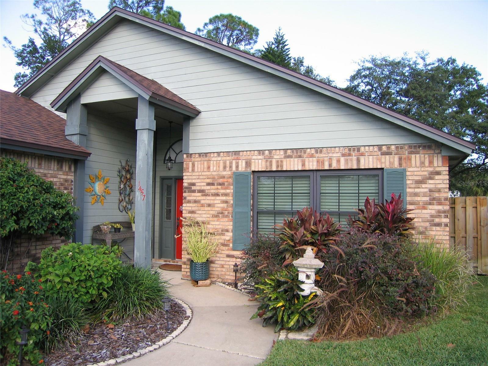 Property Photo: 1457 Hyde Park Drive FL 32792
