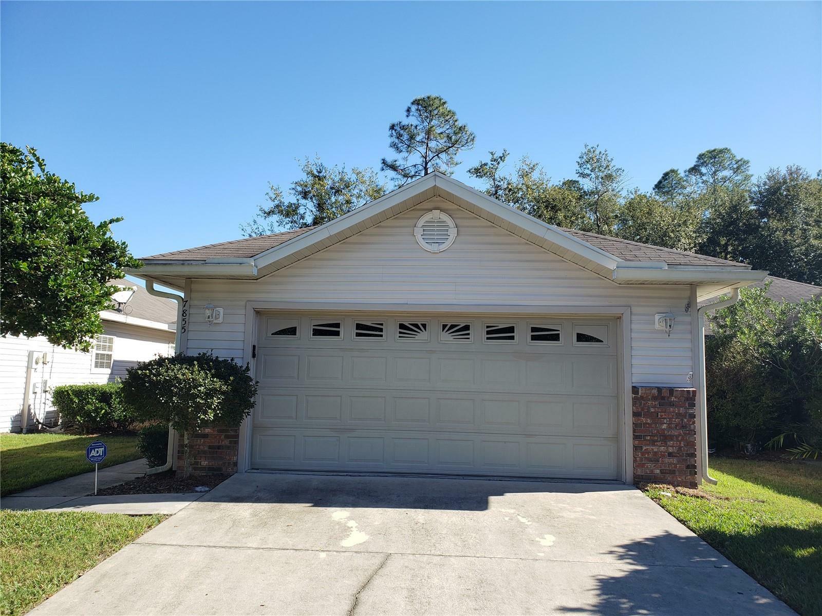 Property Photo:  7855 NW 47th Way  FL 32653 