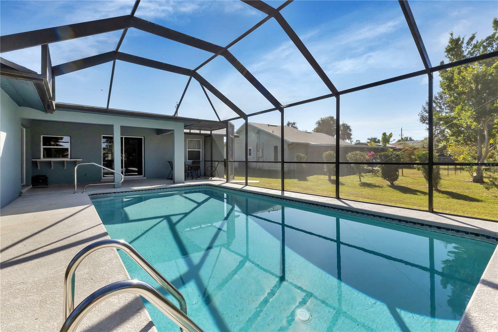 Property Photo: 1237 Dorchester Street FL 33952