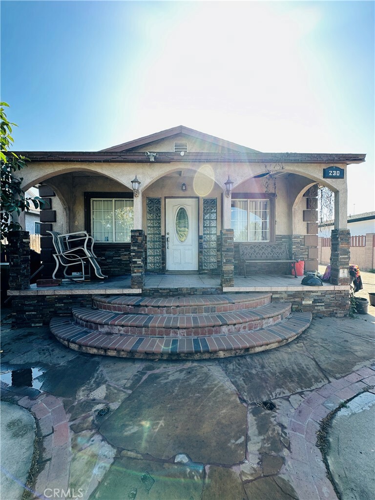 Property Photo:  230 W 113th Street  CA 90061 