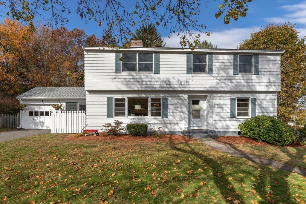 Property Photo: 28 Montview Rd MA 01824