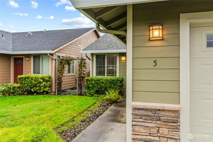 Property Photo: 5 Willow Pointe Loop WA 98632