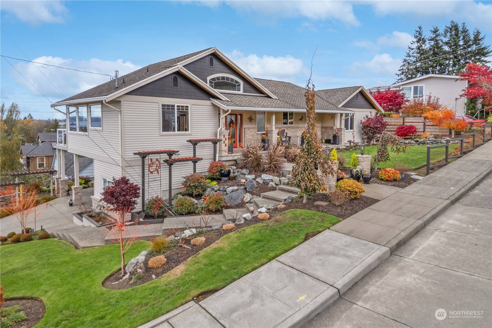 Property Photo:  3329 Tulalip Avenue  WA 98201 