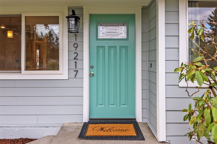 Property Photo: 19217 Meridian Avenue N WA 98133