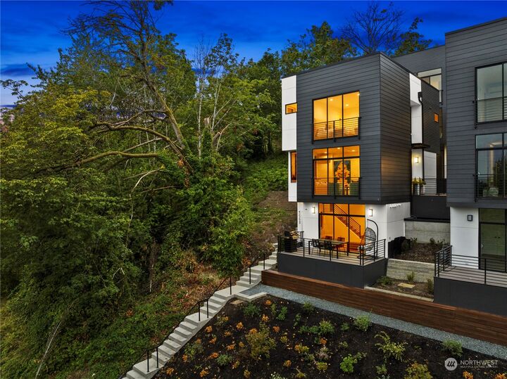 4225 D Letitia Avenue S  Seattle WA 98118 photo