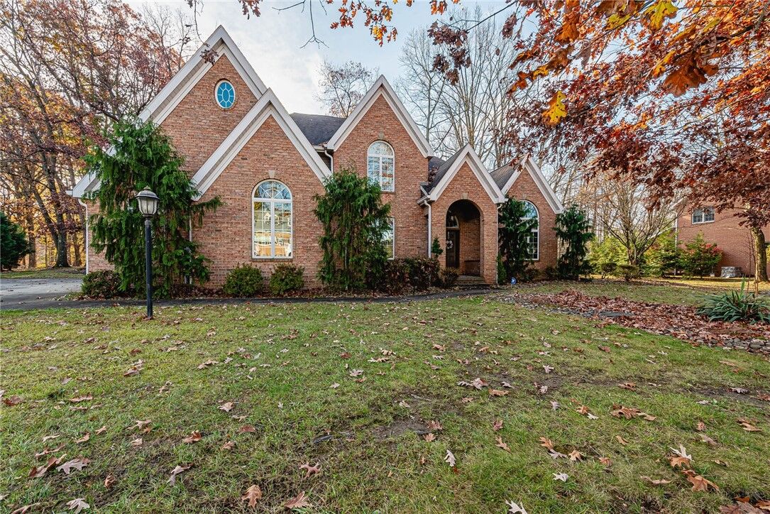 Property Photo:  302 Tamarak Trail  PA 15601 