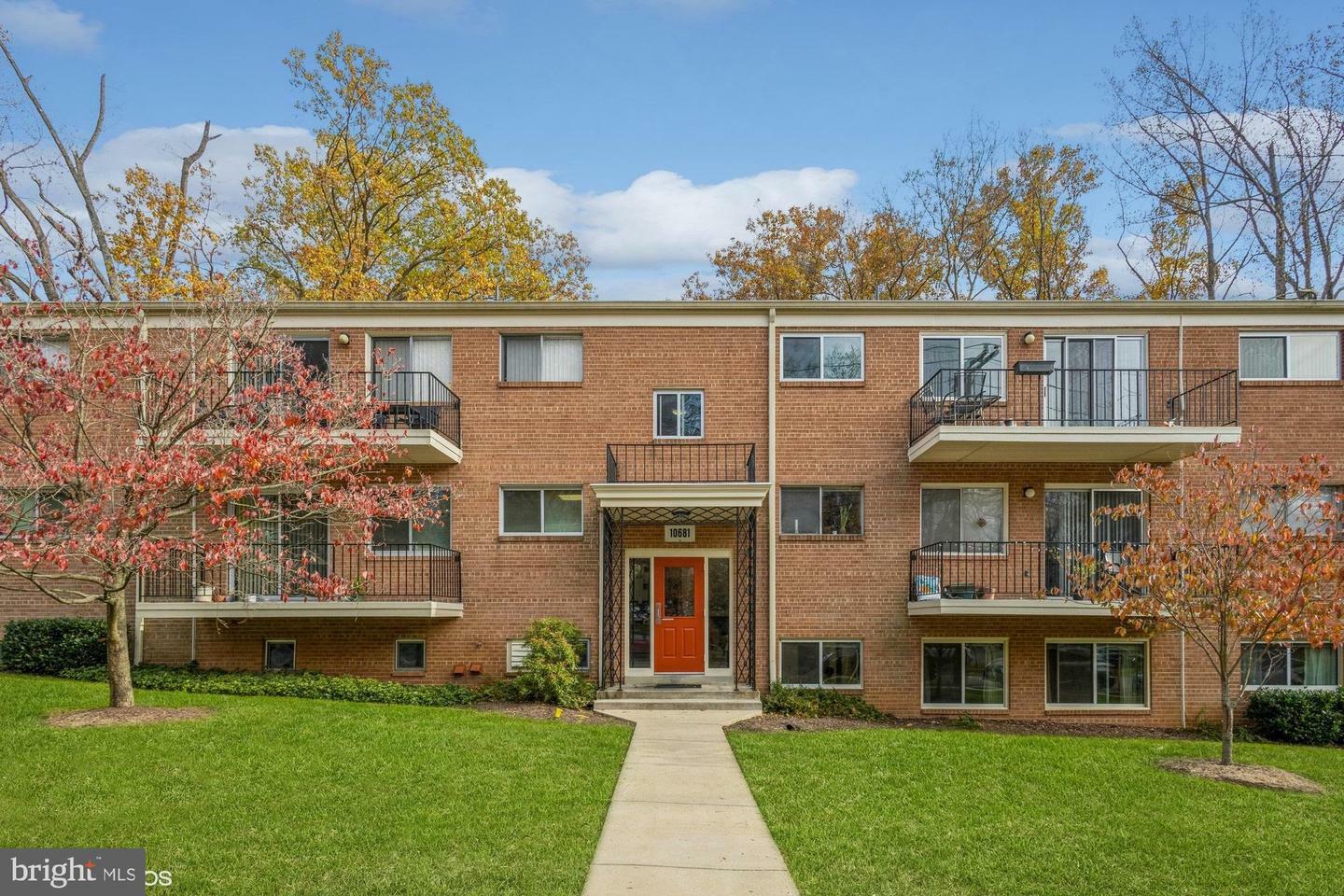 Property Photo: 10681 Weymouth Street 4 MD 20814