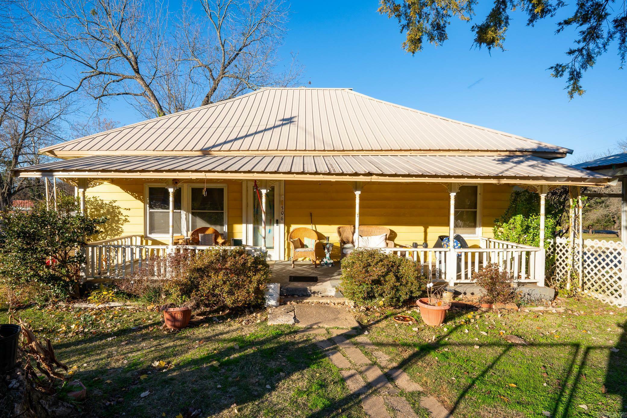 Property Photo: 506 W 2nd Avenue AR 72125