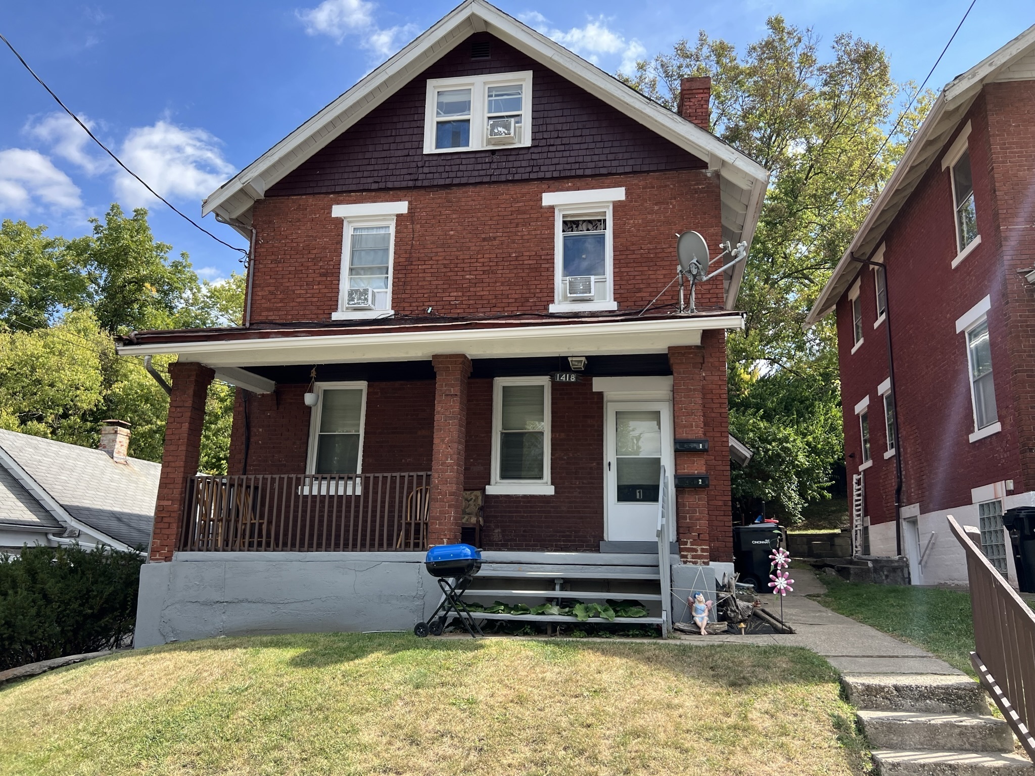 Property Photo: 1418 Manss Avenue OH 45205