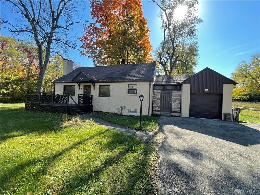 Property Photo: 300 Saint Louis Avenue OH 45405
