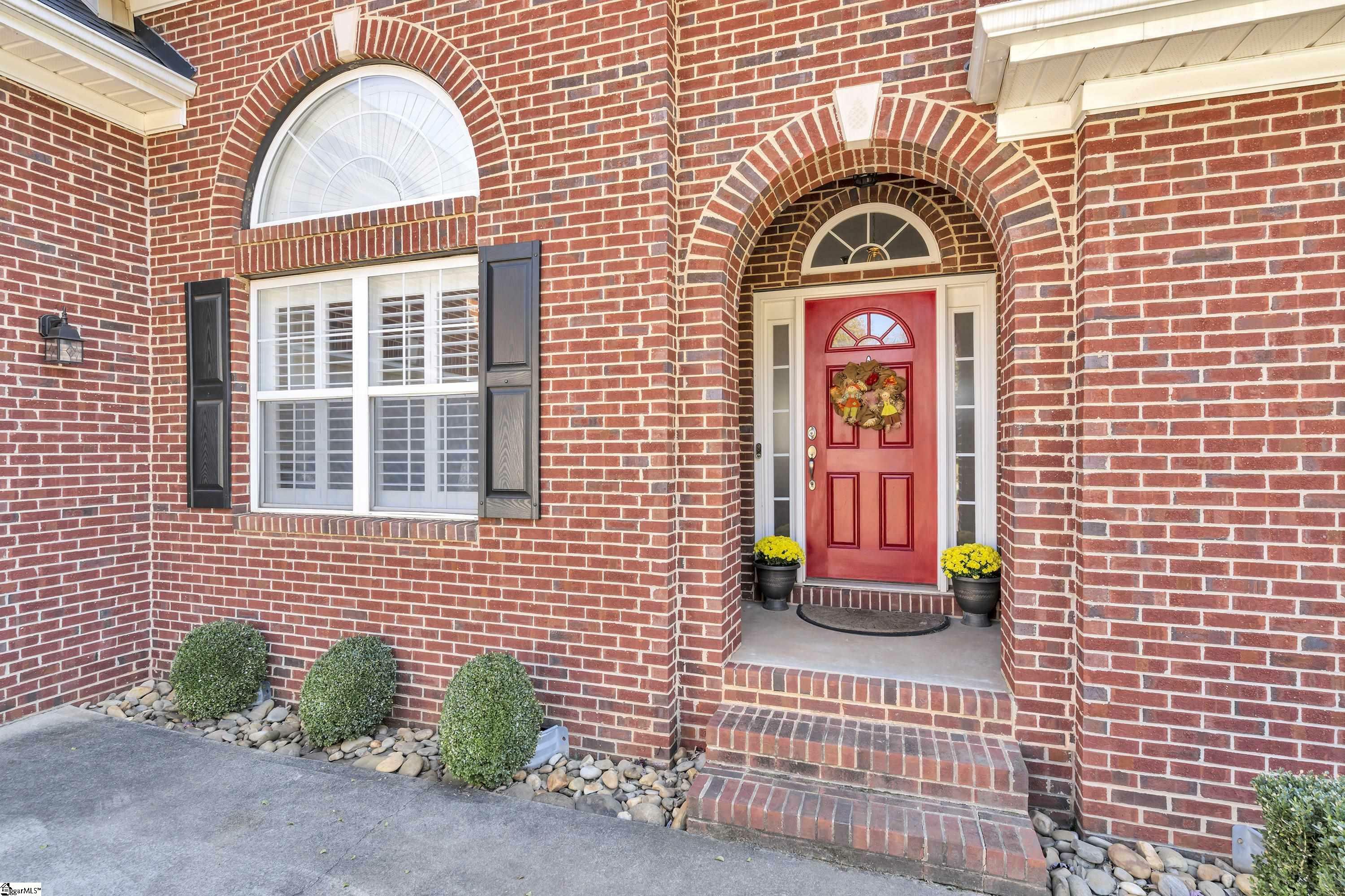 MLS#1512636: 300 Glencrest Court Greer SC 29650 MLS#1512636: 300 Glencrest Court Greer SC 29650