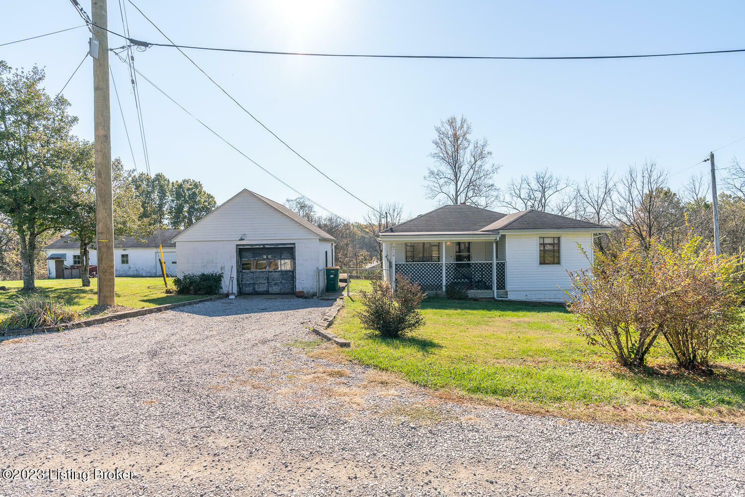 Property Photo:  2118 S Pope Lick Rd  KY 40299 