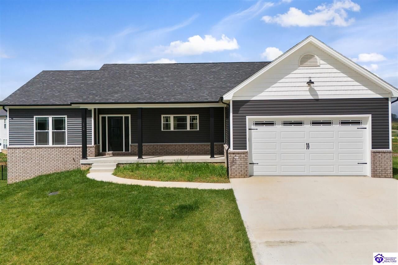 Property Photo: 112 Seabiscuit Court KY 42701
