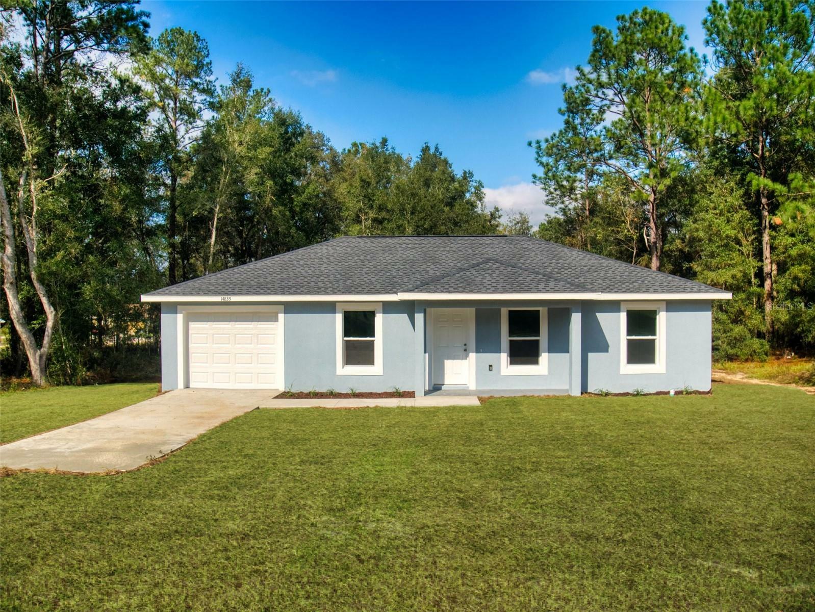 Property Photo: 15011 SW 25th Place FL 34481