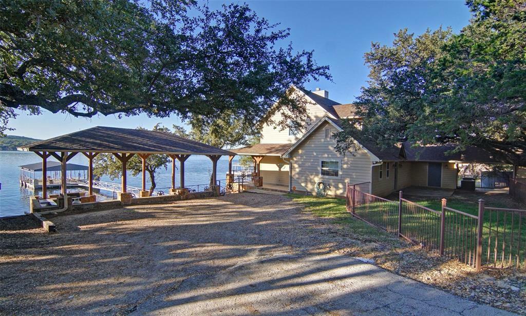 Property Photo:  5233 Holbrook  TX 76450 