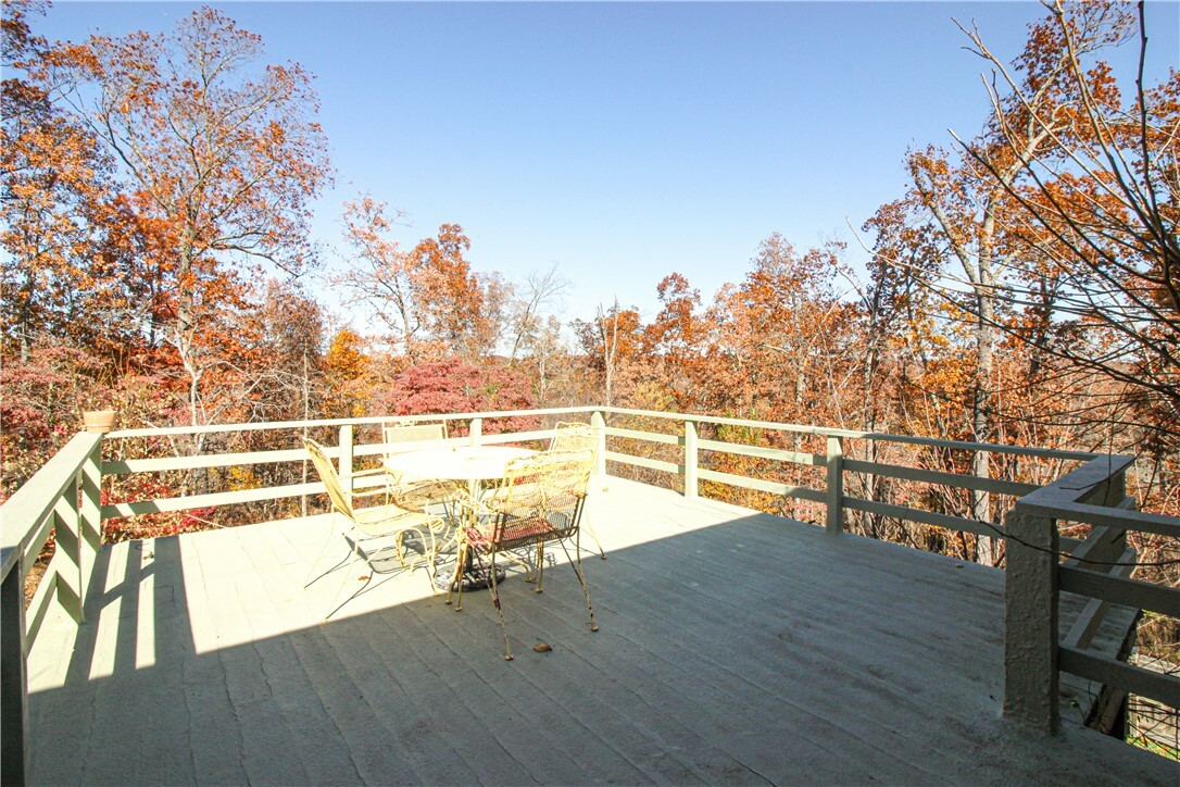 Property Photo: 12 Brightling Lane AR 72715