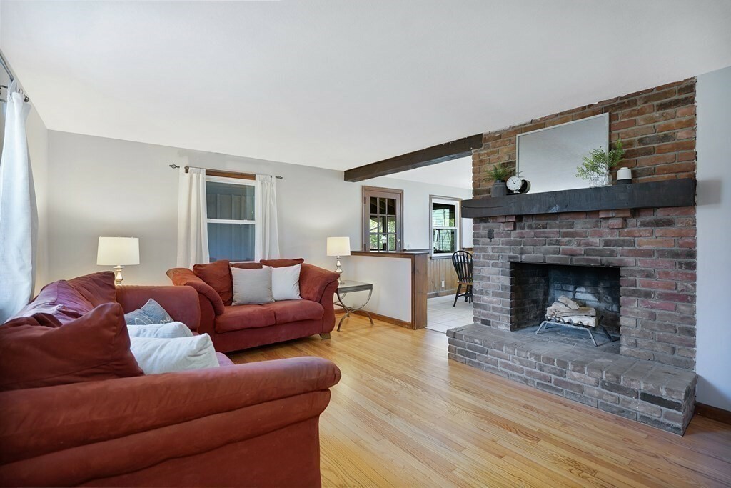Property Photo: 4 Berwick Ter MA 01106
