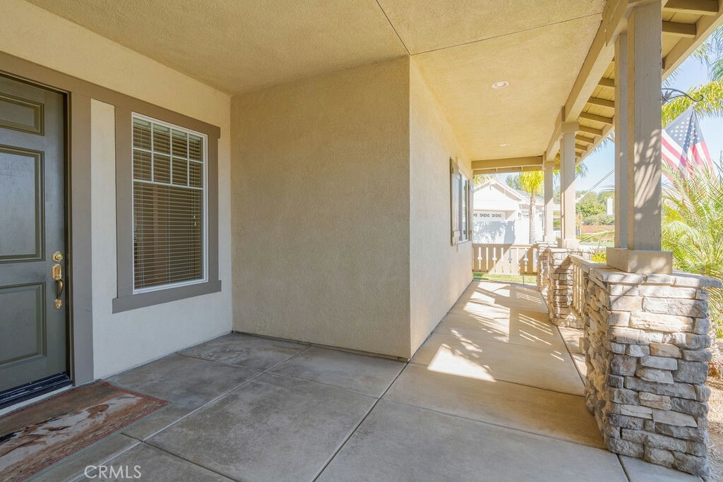 Property Photo:  41721 Hollister Lane  CA 92562 