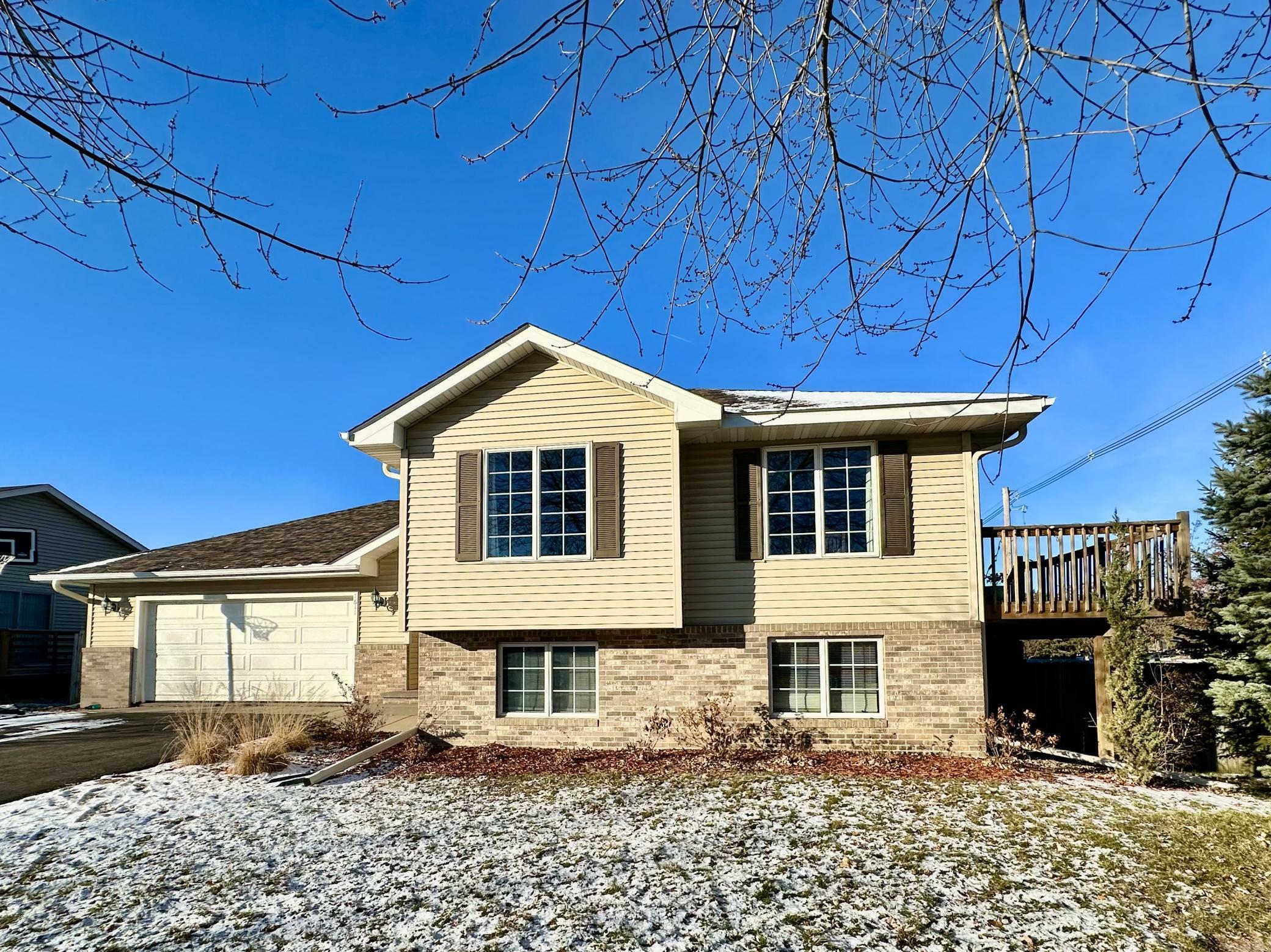Property Photo: 1611 Southridge Road WI 54022
