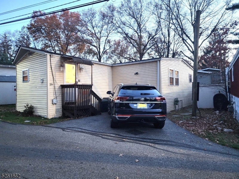 Property Photo:  600 Pulis Ave 25  NJ 07430 