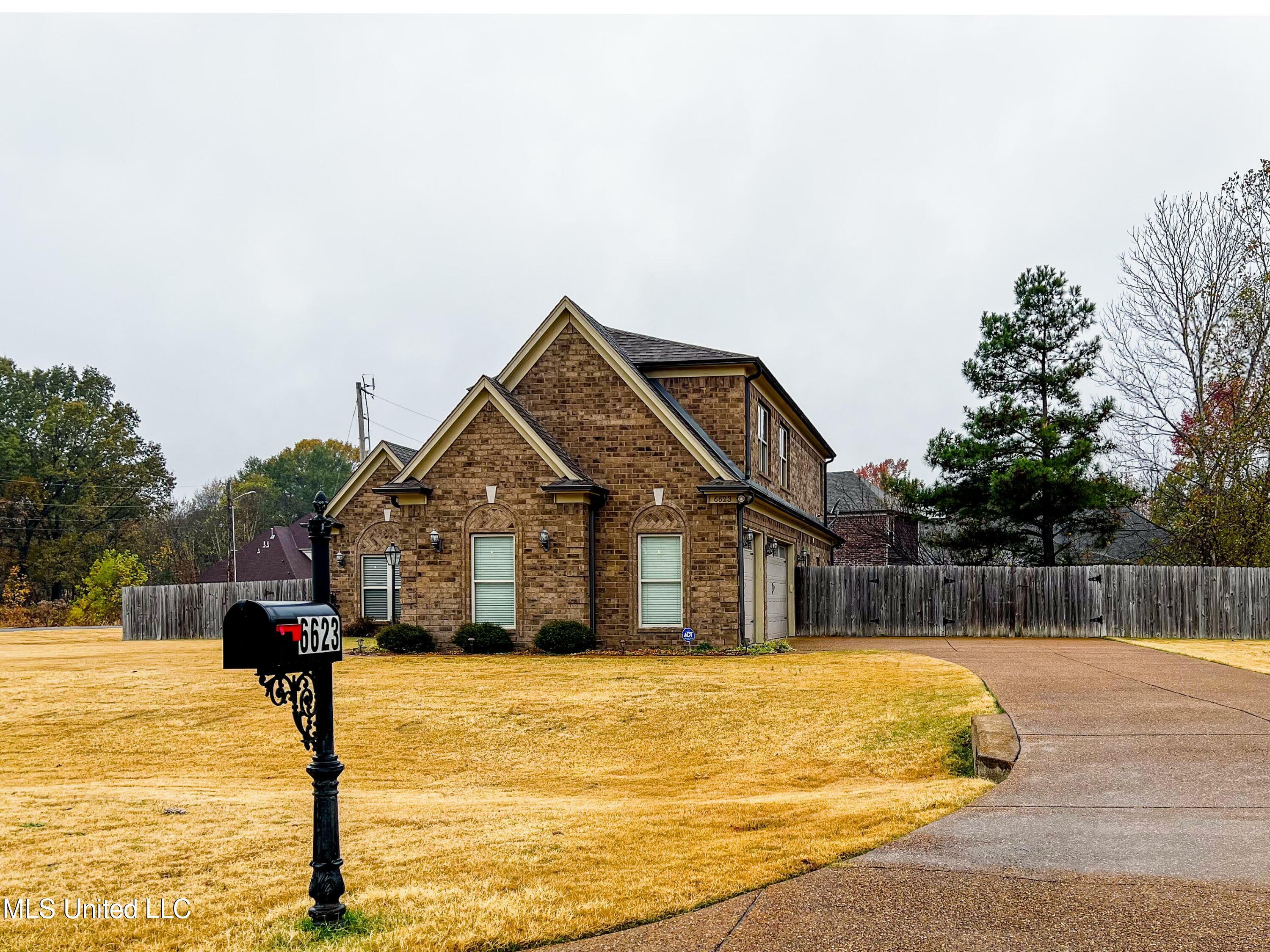 Property Photo: 6623 Bristol Park MS 38654