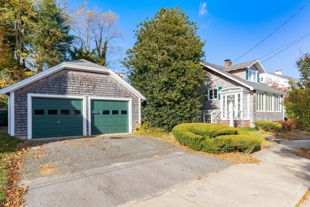 Property Photo:  21 Bay View Ave  MA 02360 