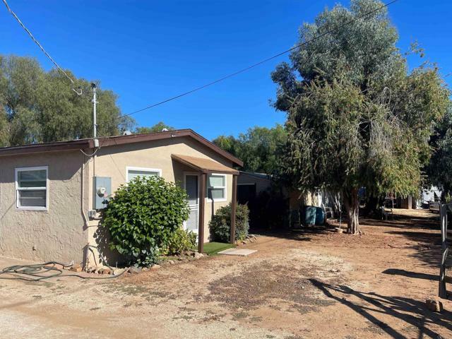 Property Photo:  440 Cox Rd  CA 92069 