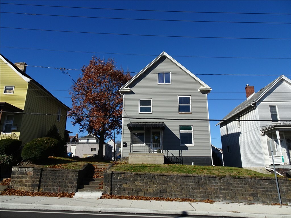 Property Photo:  117 S 4th St  PA 15697 