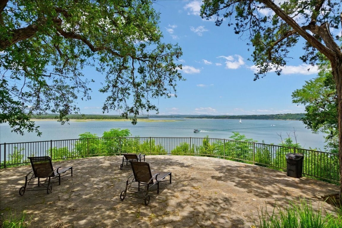 Property Photo:  2918 Ranch Road 620 N C-121  TX 78734 