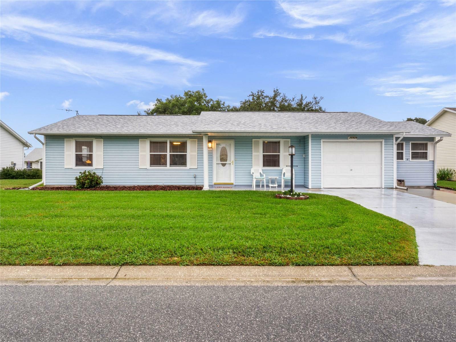 Property Photo:  25928 Newcombe Circle  FL 34748 