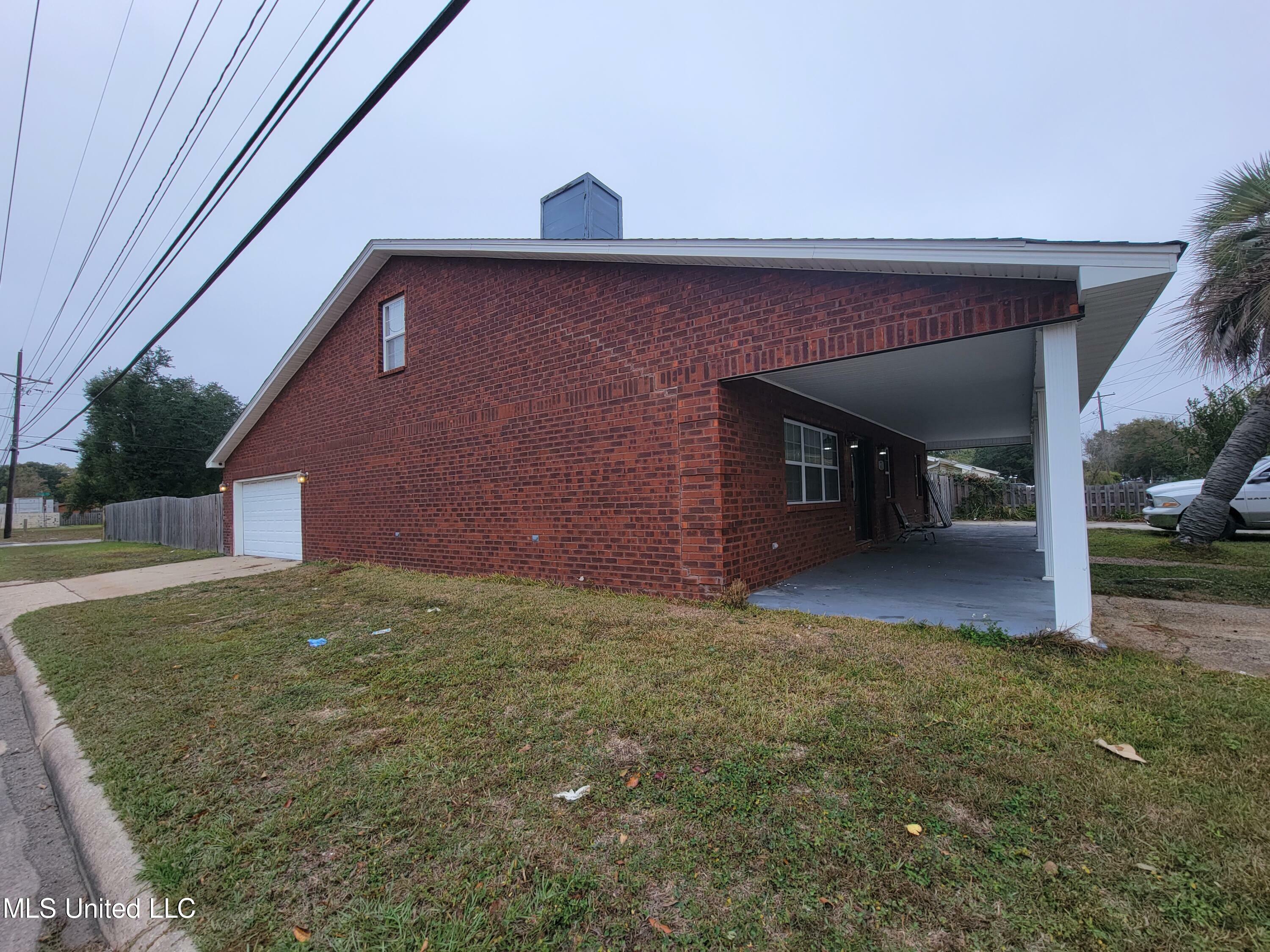 Property Photo:  1903 Forrest Street  MS 39581 