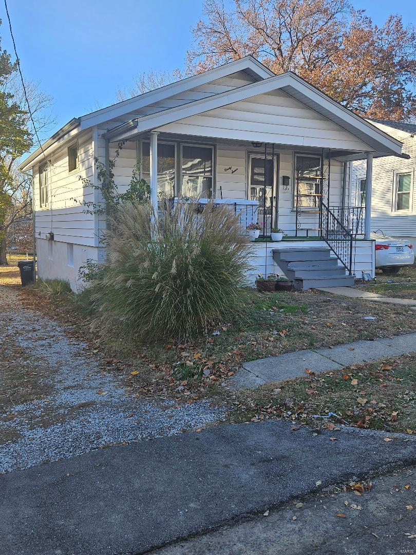 Property Photo: 97 Sandau Avenue MO 63119
