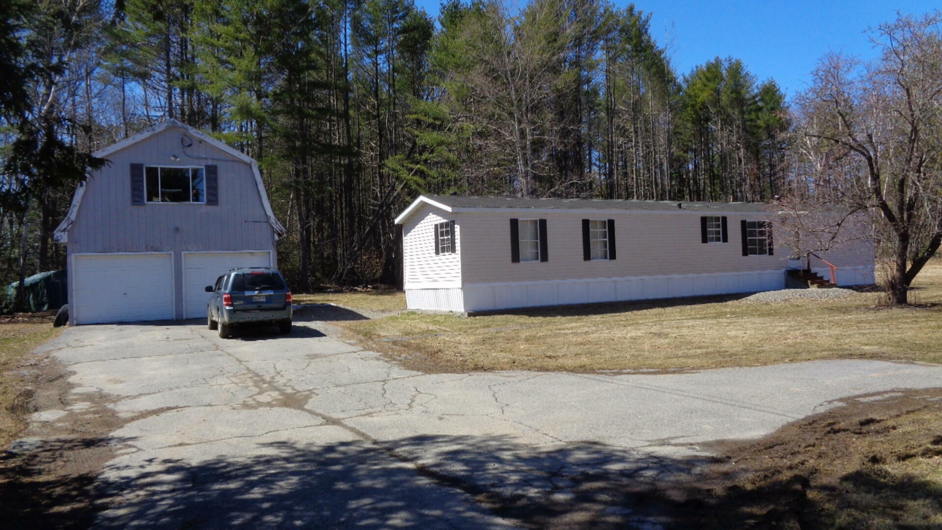 Property Photo:  813 Hampden Road  ME 04419 