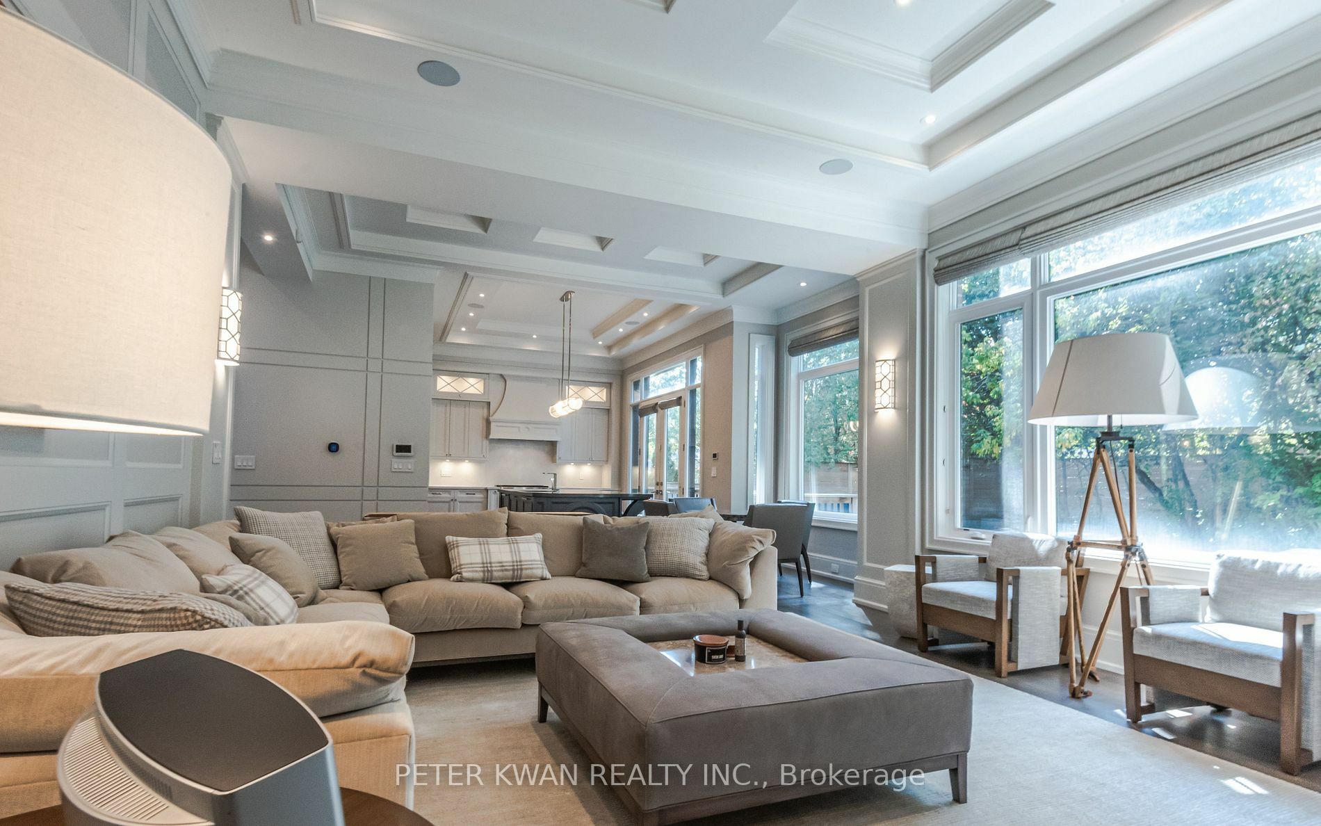 Property Photo: 27 Whittaker Cres ON M2K1K7