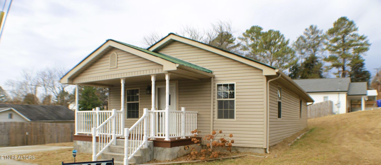 Property Photo: 830 Rogers St St TN 37716