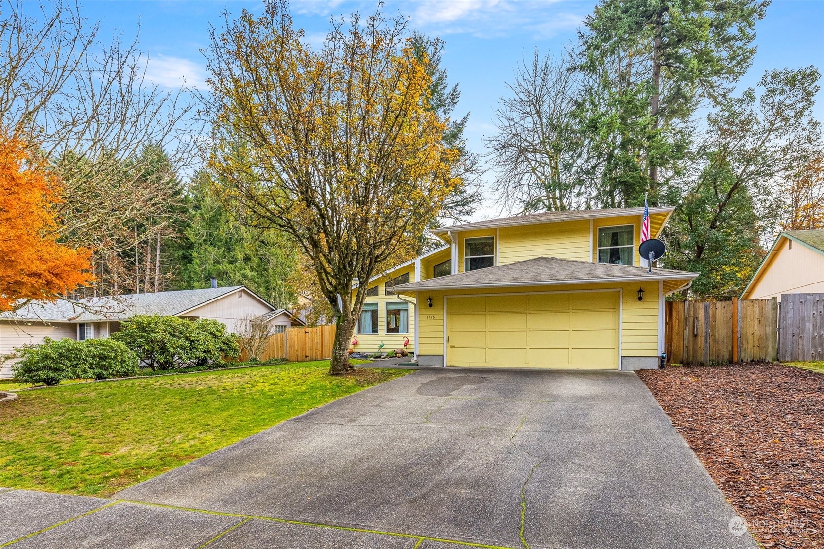 Property Photo:  1718 Diamond Road SE  WA 98503 