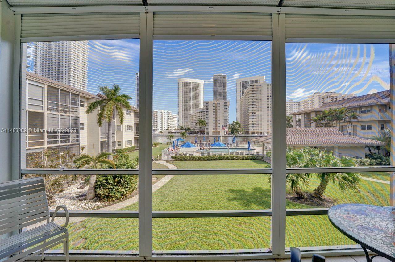 Property Photo: 2600 Diana Dr 217 FL 33009