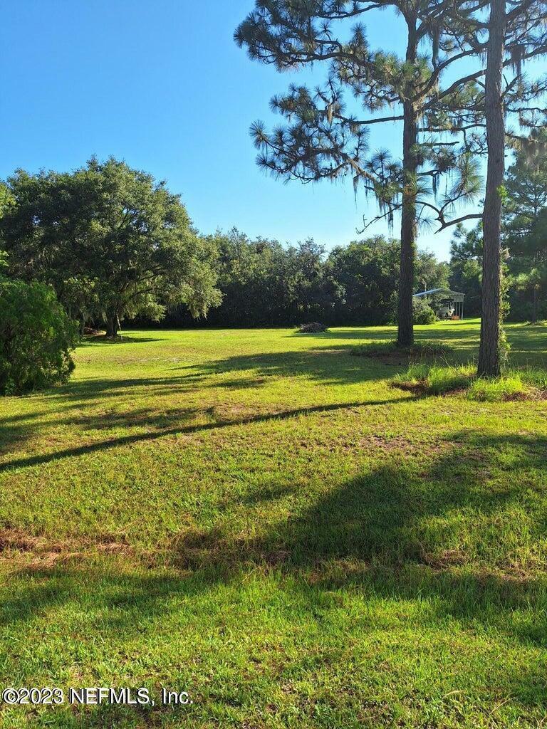 Property Photo:  116 E Grandview Drive  FL 32131 