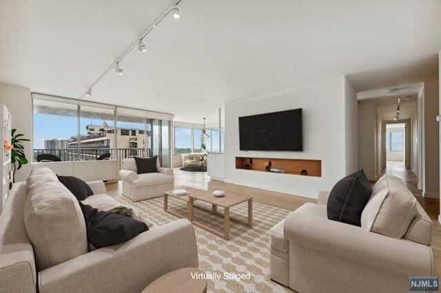 Property Photo:  5 Horizon Road #1401  NJ 07024 