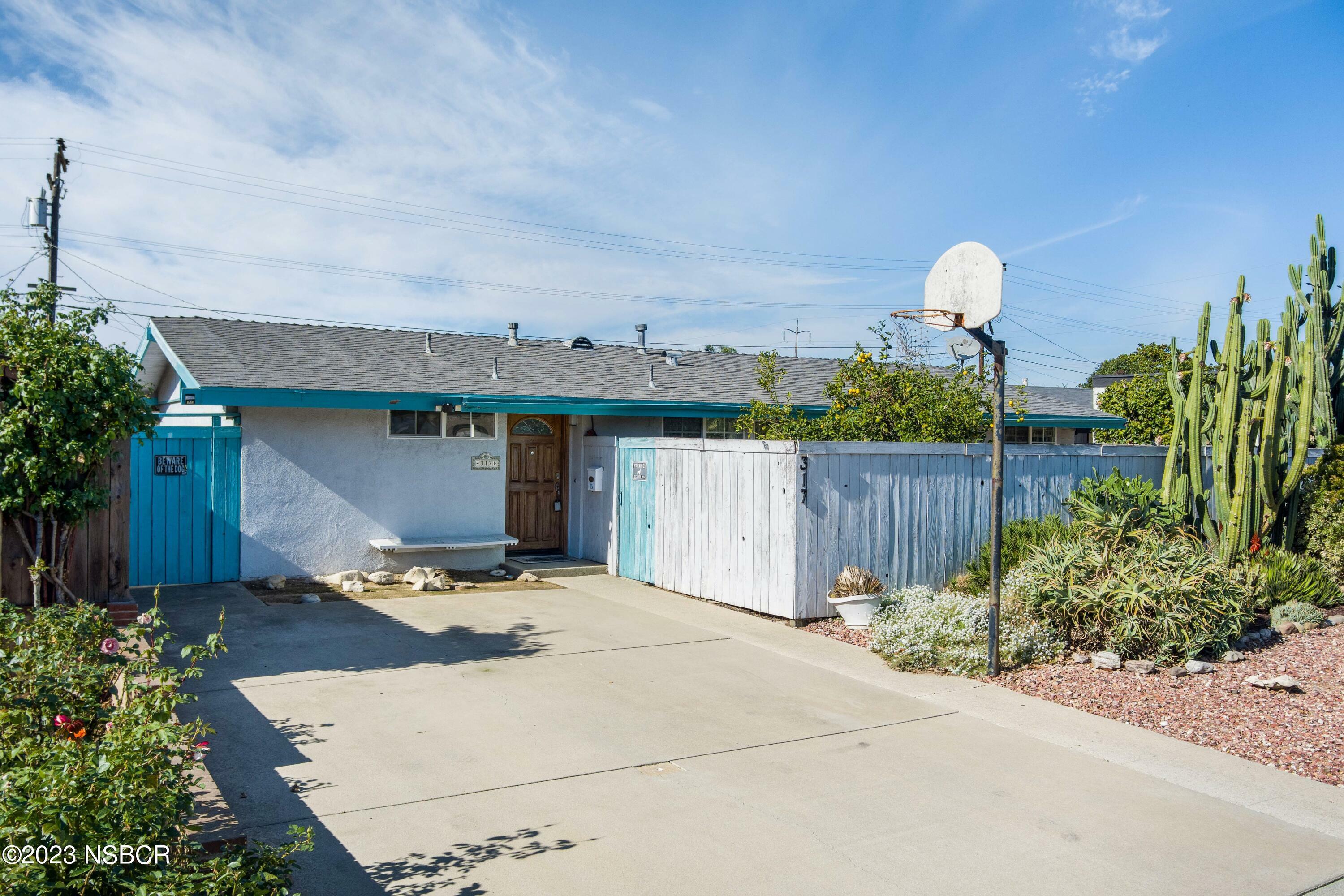 Property Photo: 317 N 6th Street CA 93436