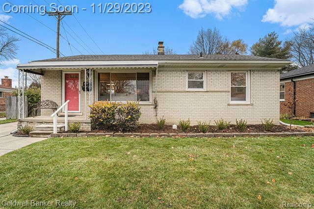 Property Photo:  603 E Bloomfield Avenue  MI 48073 