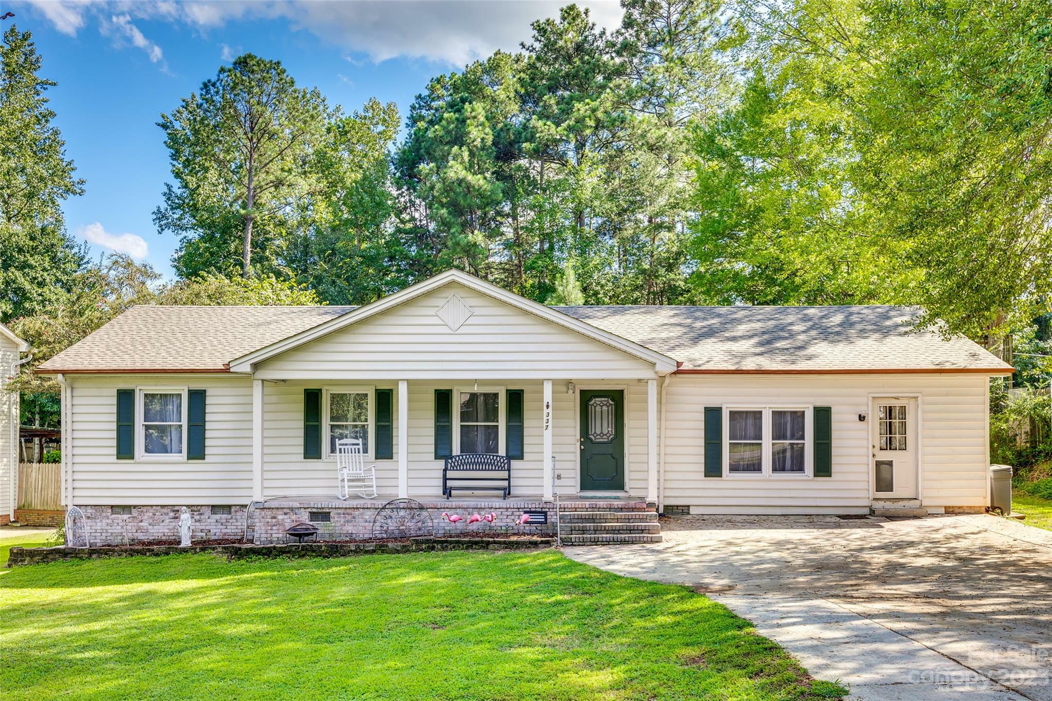 Property Photo:  337 Swamp Fox Drive  SC 29715 