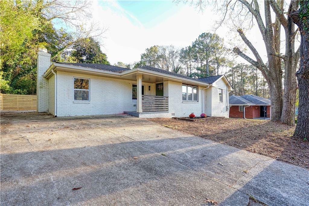 Property Photo: 2216 Tilson Circle GA 30032