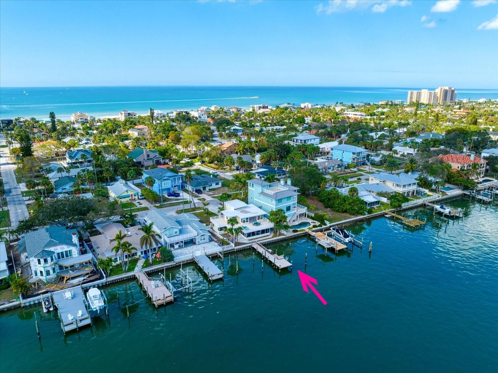 Property Photo:  723 Bay Esplanade  FL 33767 