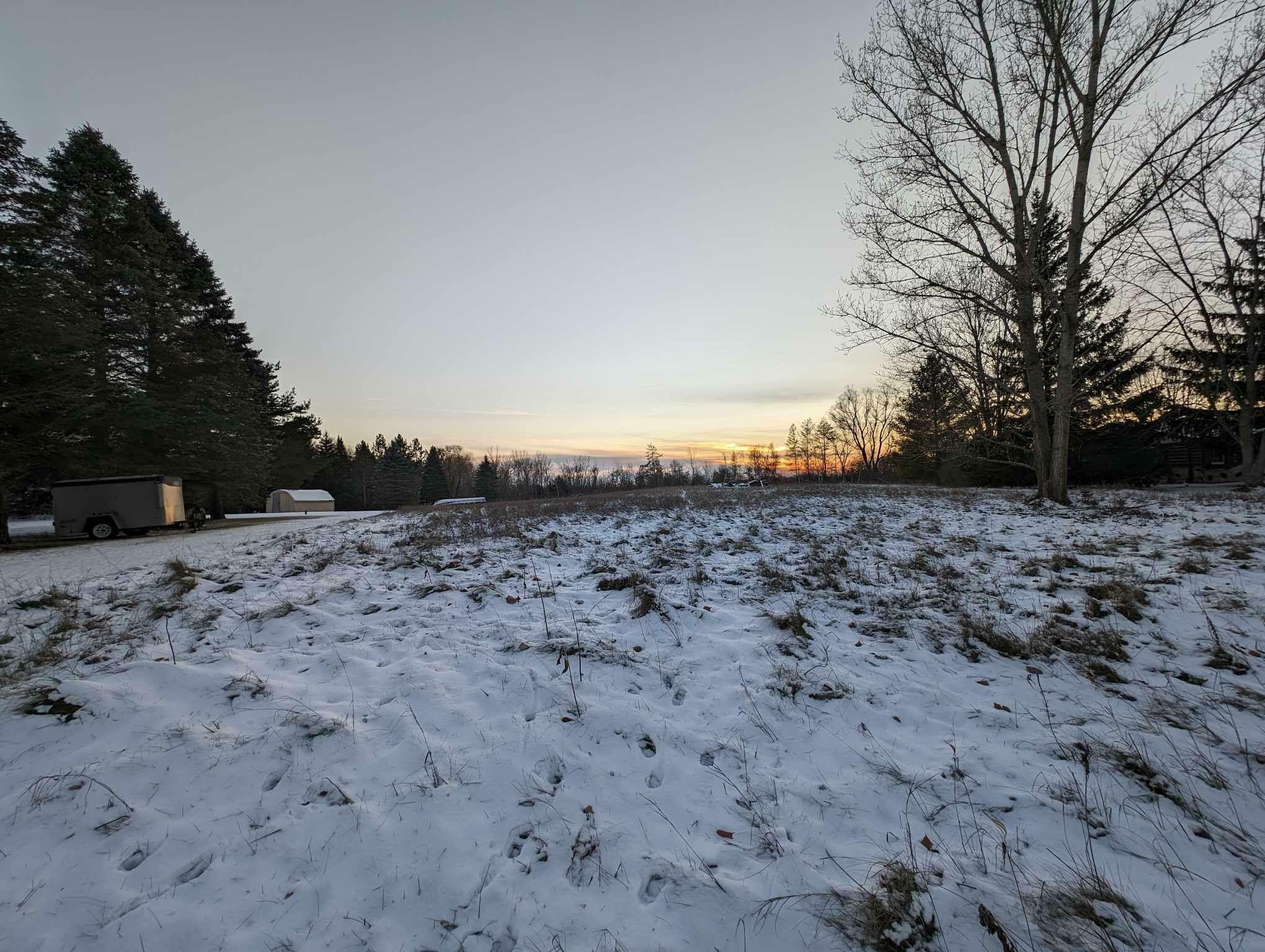 Property Photo:  1131 Lakehaven Ct  WI 53090 